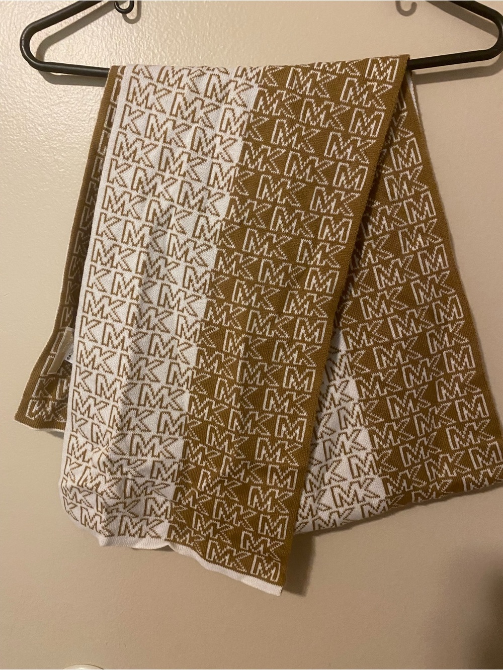 MICHAEL Michael Kors White and Brown Logo Scarf